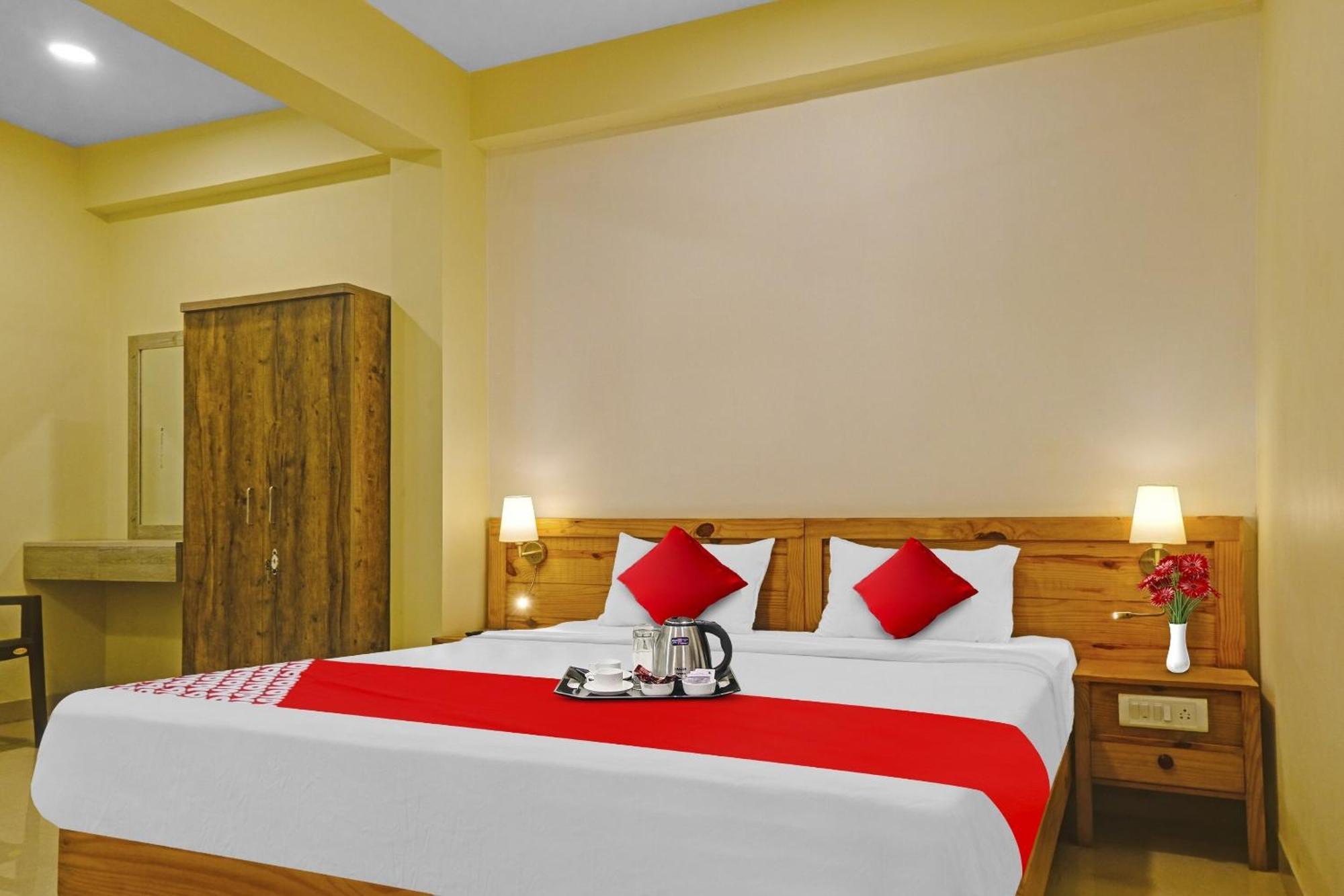 Hotel O Soleil Rooms And Suites By Di Hospitality Agarvado Exteriör bild