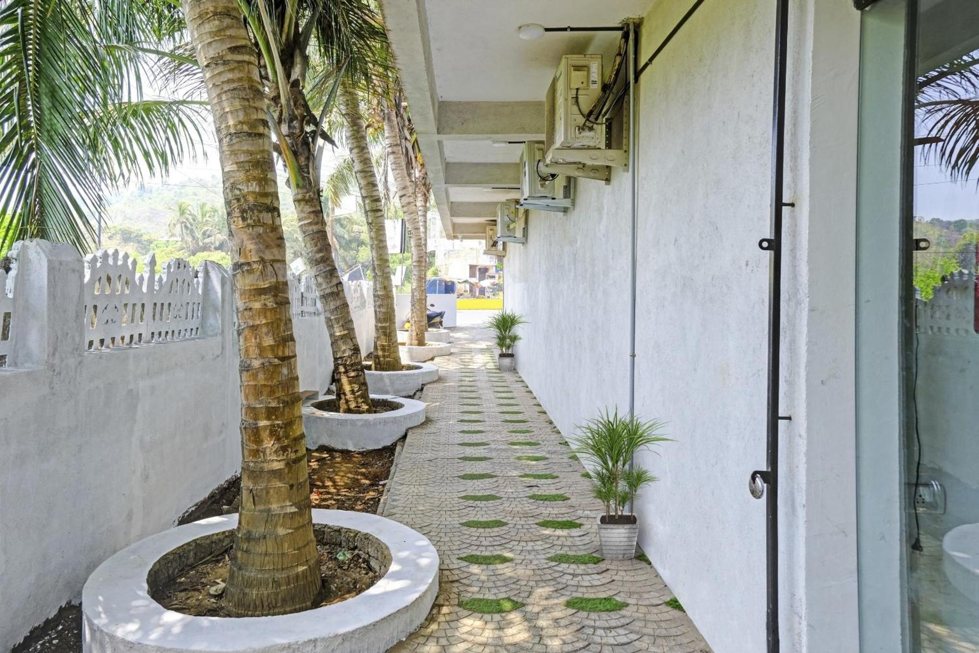 Hotel O Soleil Rooms And Suites By Di Hospitality Agarvado Exteriör bild