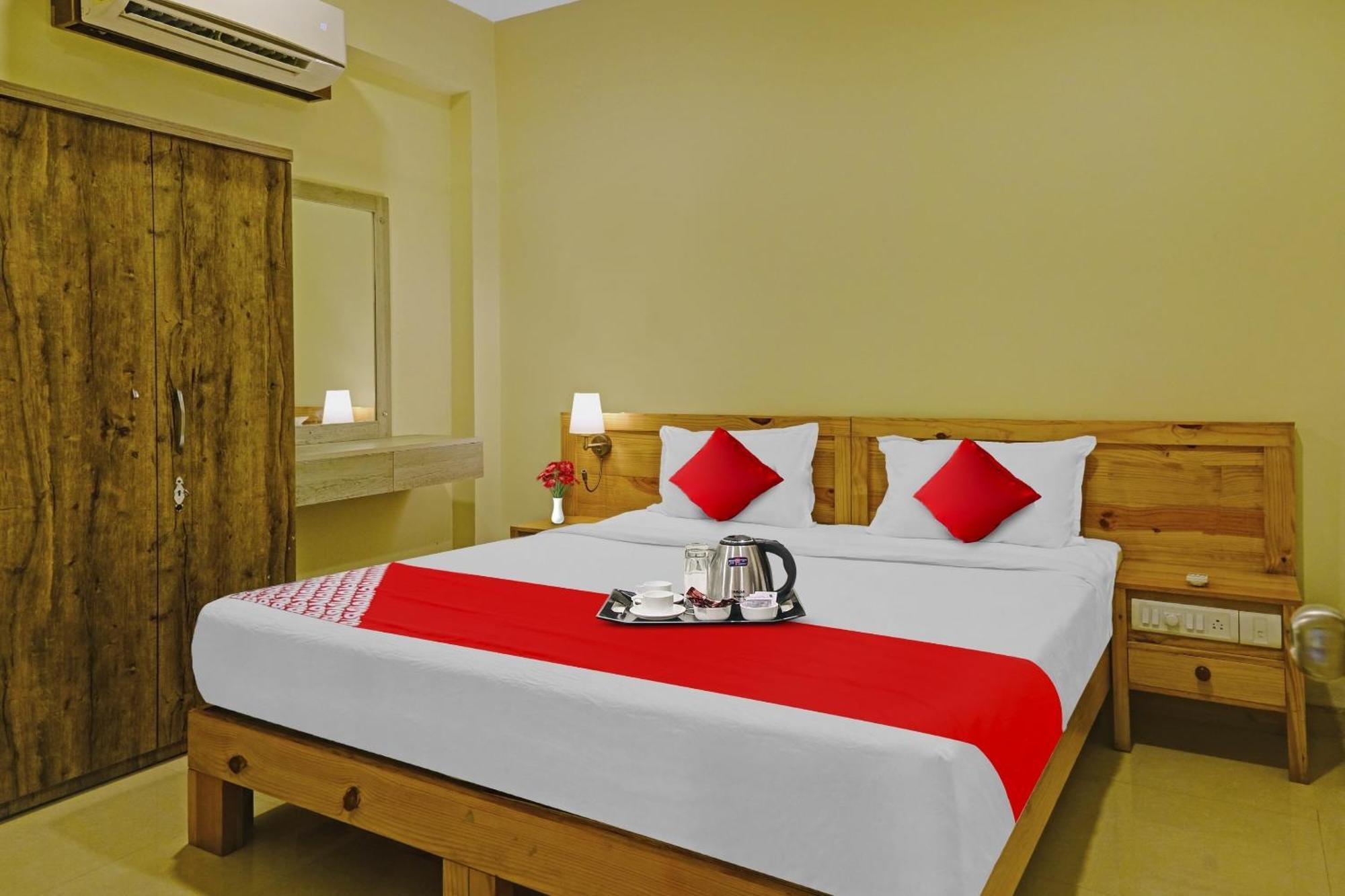 Hotel O Soleil Rooms And Suites By Di Hospitality Agarvado Exteriör bild